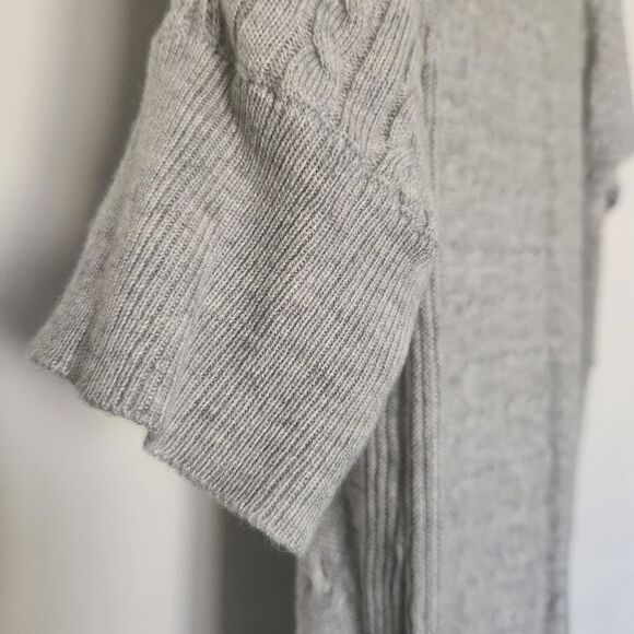 Market and Spruce Gray Knit Sweater Long Bat Sleeve Rounded Neck Size XL - Picture 8 of 8